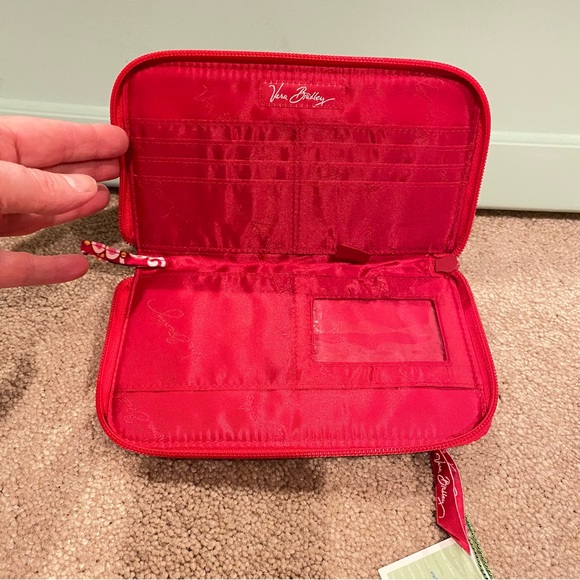 Vera Bradley Zip Around Wallet “Raspberry Fizz”. NWT - Picture 4 of 5